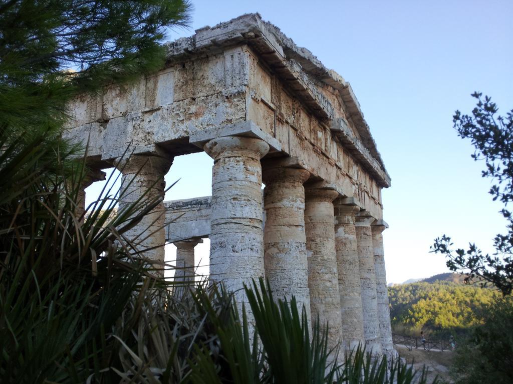 كالاتافيمي La Suite Di Segesta المظهر الخارجي الصورة